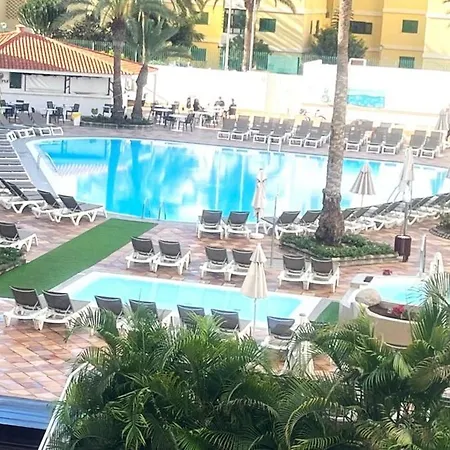 At Bronze Playa